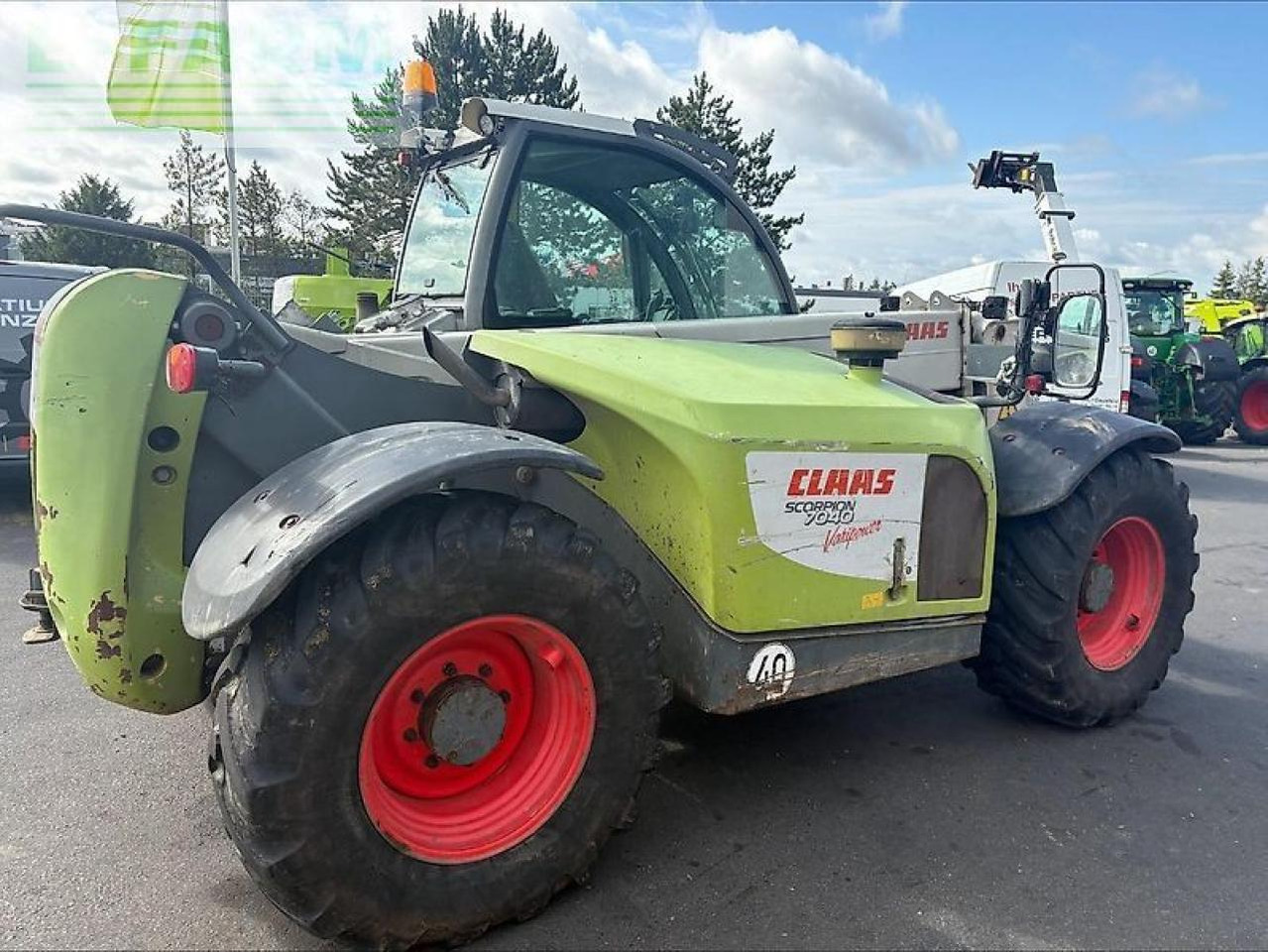 CLAAS scorpion 7040 - Телескопски ракувач: слика 1 CLAAS scorpion 7040 - Телескопски ракувач: слика 1