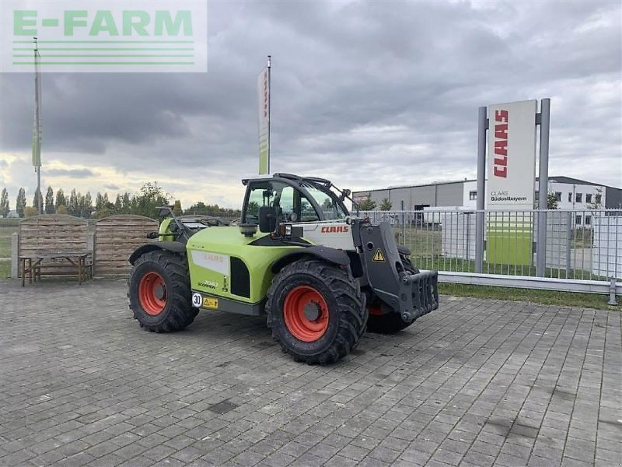 CLAAS scorpion 7040 - Телескопски ракувач: слика 1 CLAAS scorpion 7040 - Телескопски ракувач: слика 1