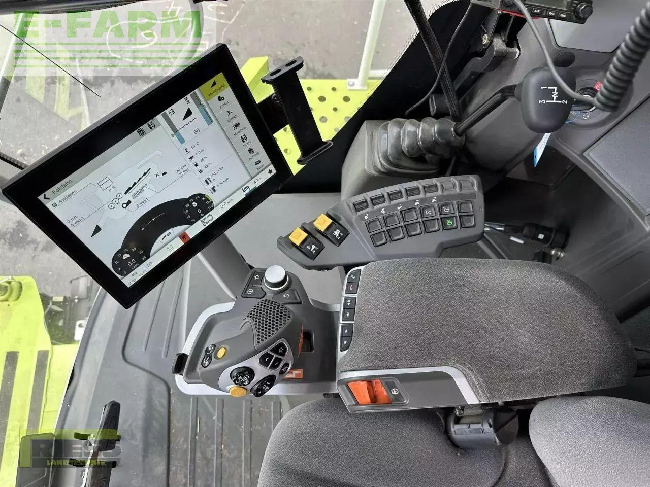 CLAAS tucano 430 vario 560 l34 - Комбајн: слика 5 CLAAS tucano 430 vario 560 l34 - Комбајн: слика 5