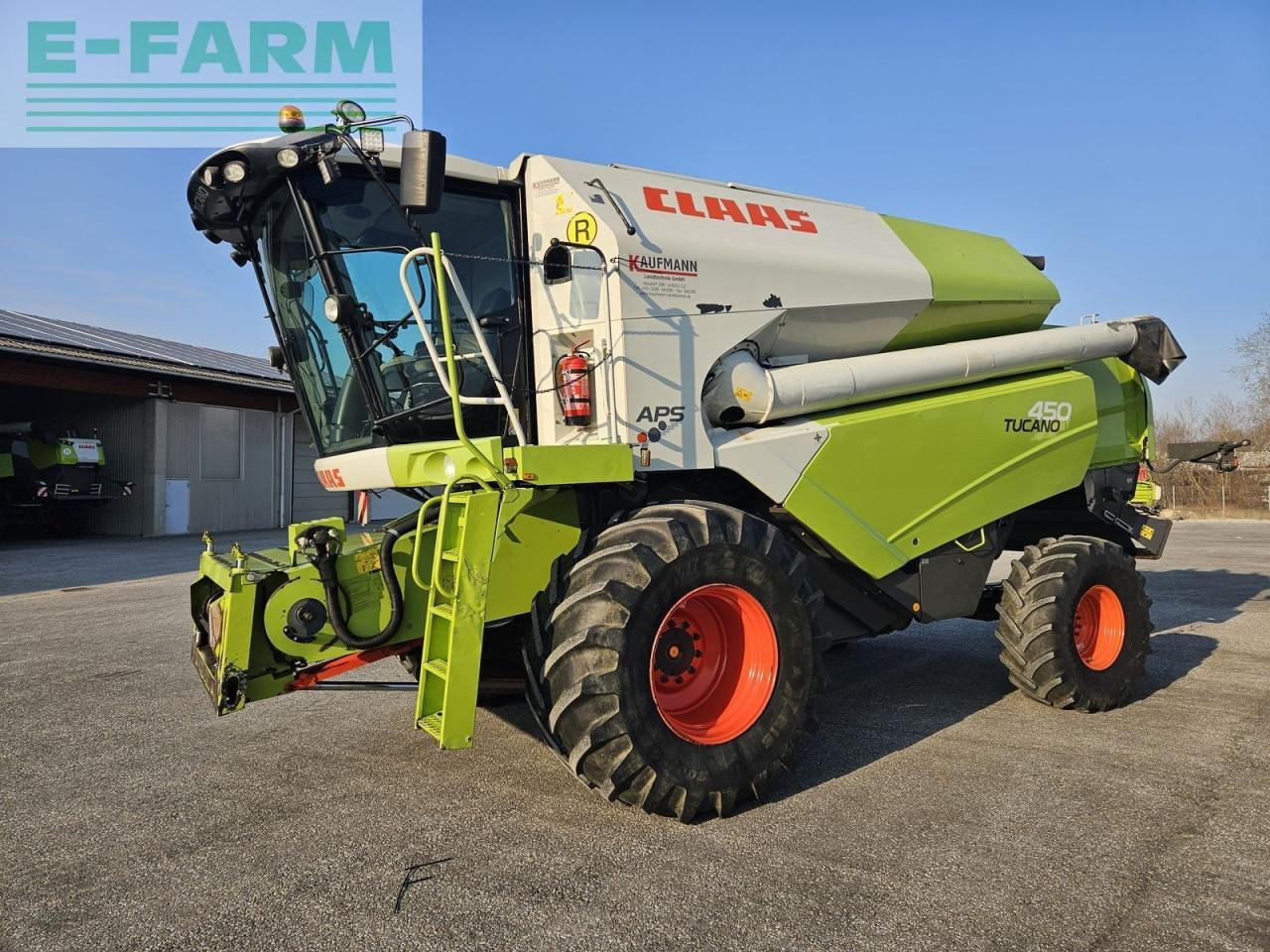 CLAAS tucano 450 - Комбајн: слика 1 CLAAS tucano 450 - Комбајн: слика 1
