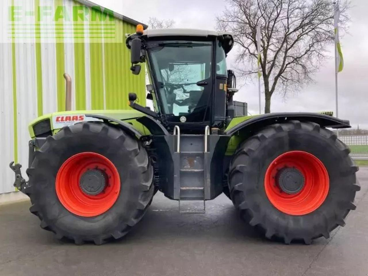 CLAAS xerion 3800 trac vc TRAC VC - Трактор: слика 5 CLAAS xerion 3800 trac vc TRAC VC - Трактор: слика 5