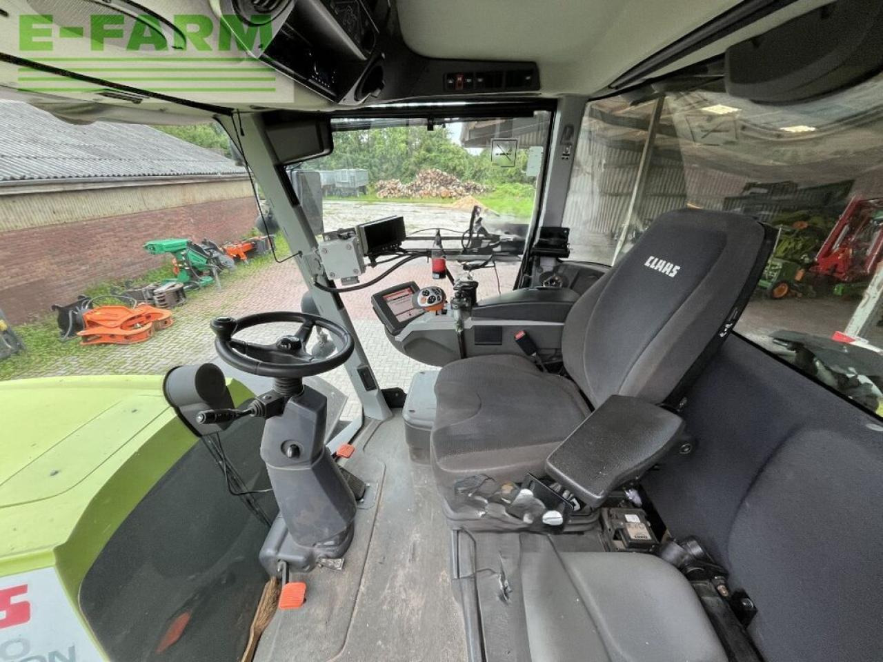 Трактор CLAAS xerion 4000 trac vc TRAC VC: слика 12