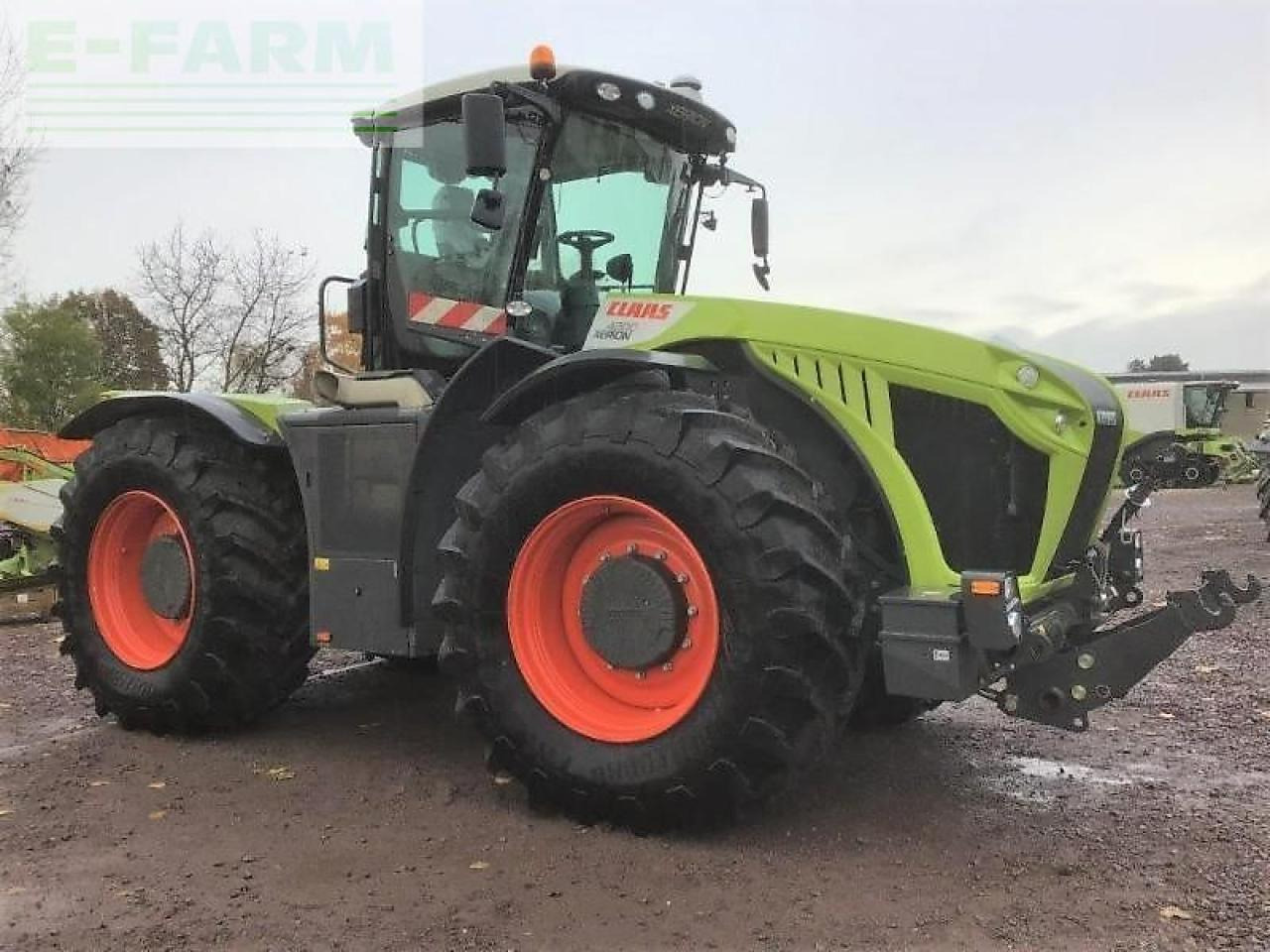 CLAAS xerion 4200 trac vc TRAC VC - Трактор: слика 4 CLAAS xerion 4200 trac vc TRAC VC - Трактор: слика 4
