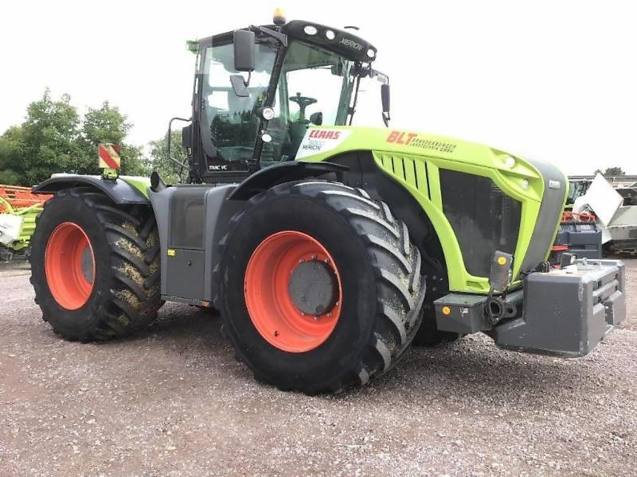 CLAAS xerion 5000 trac TRAC - Трактор: слика 3 CLAAS xerion 5000 trac TRAC - Трактор: слика 3