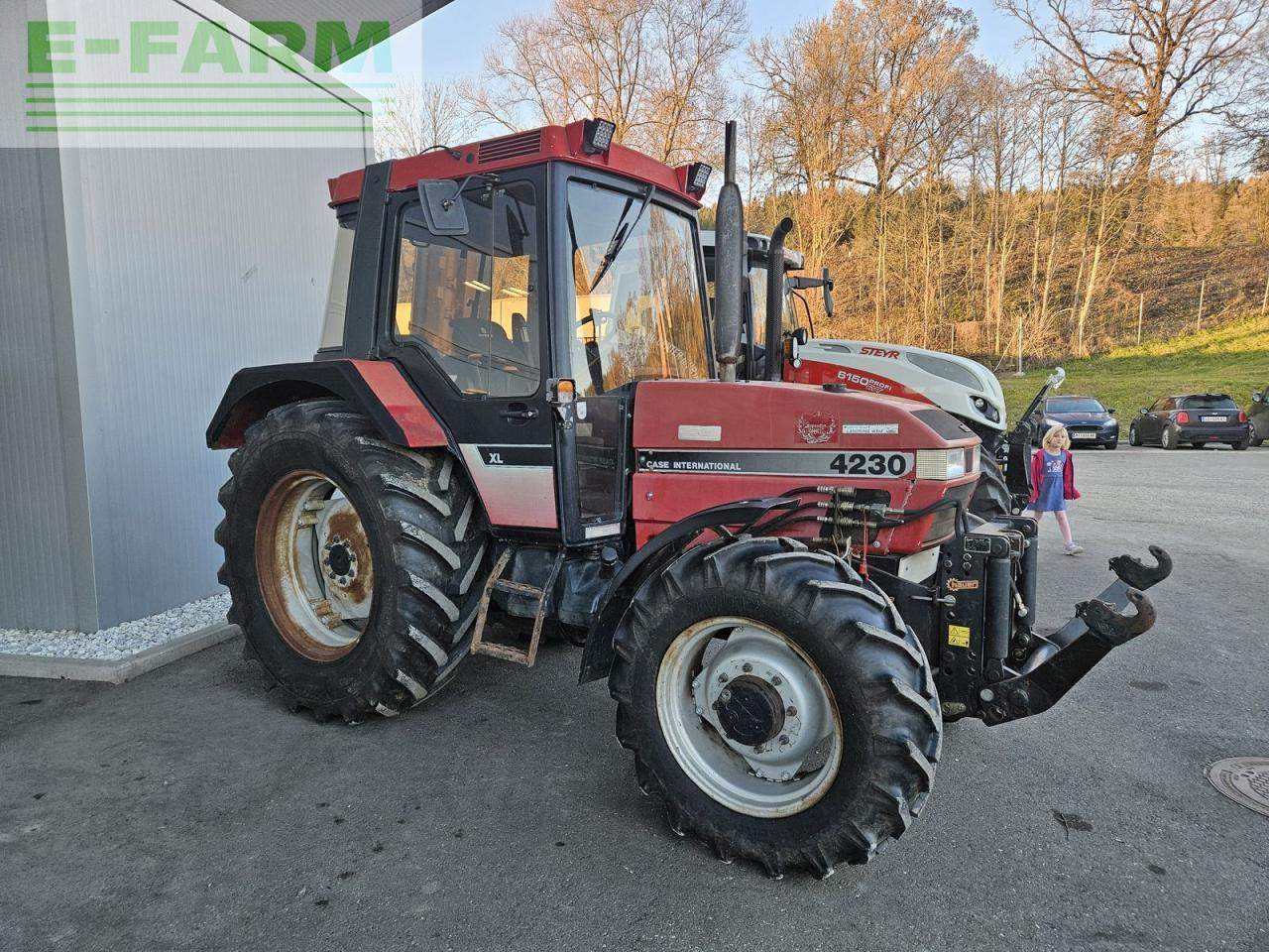 Case-IH 4230 xl a - Трактор: слика 1 Case-IH 4230 xl a - Трактор: слика 1