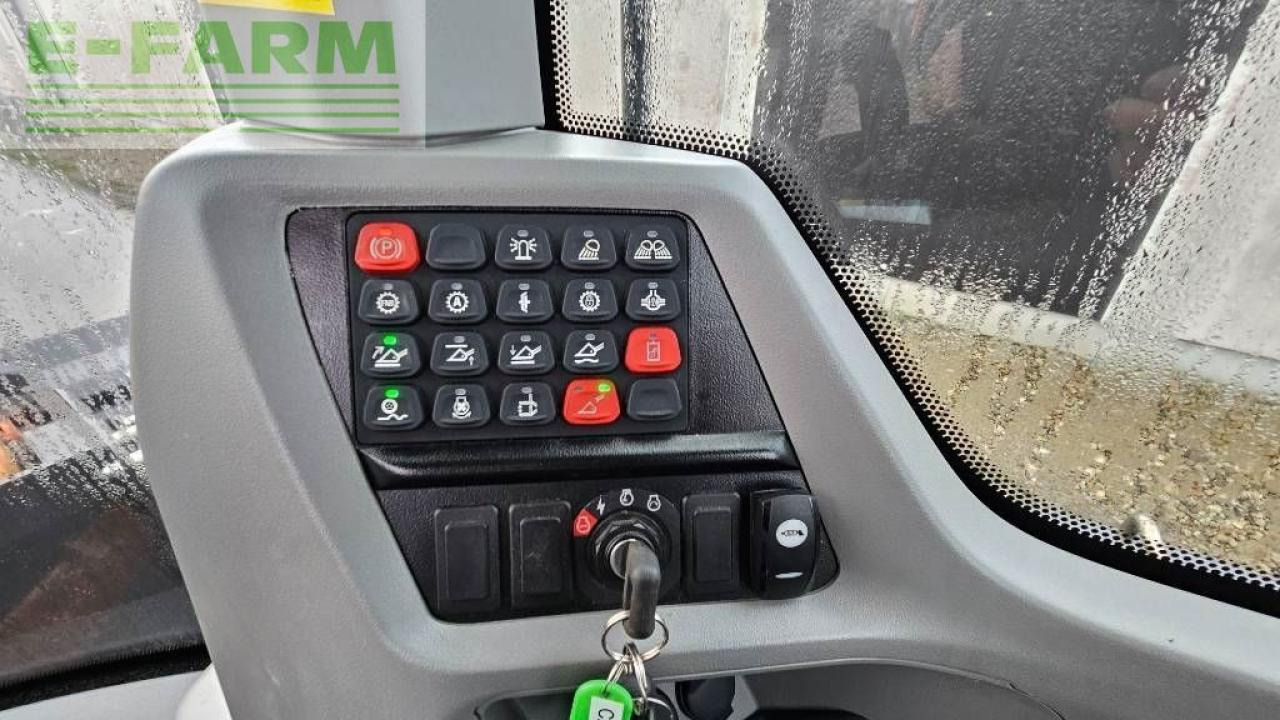 Мини багер Case-IH 521: слика 24