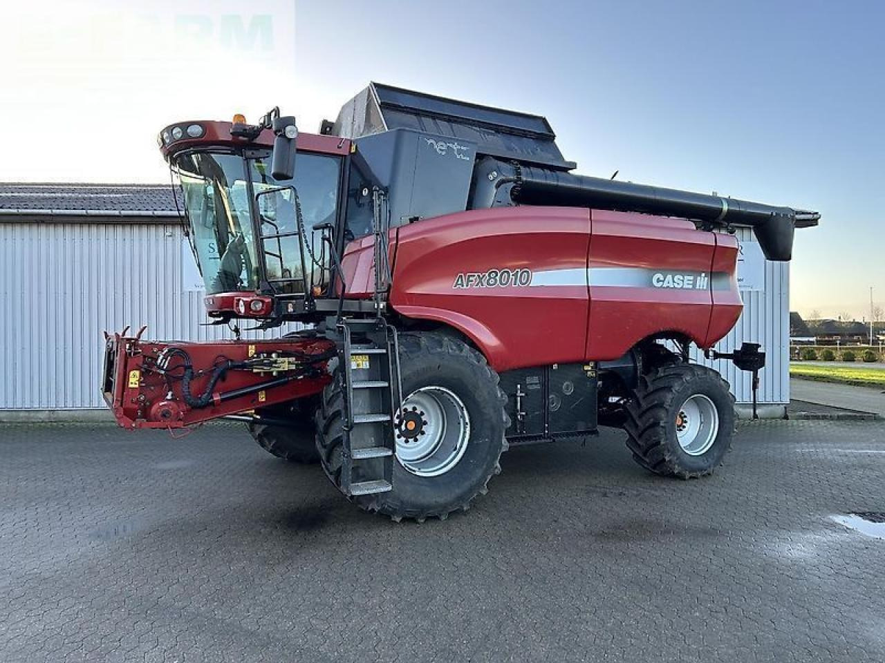 Case-IH 8010 mejetærsker - Комбајн: слика 1 Case-IH 8010 mejetærsker - Комбајн: слика 1