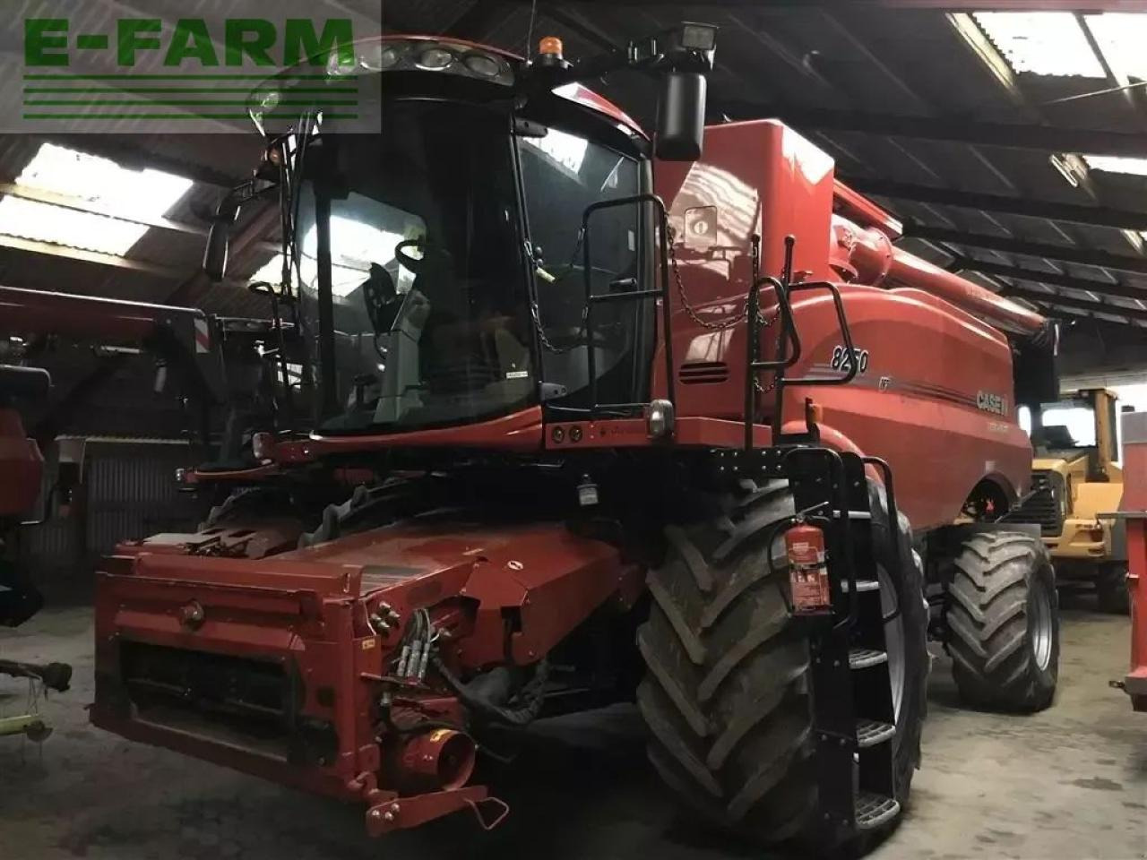 Case-IH axial-flow 8250 med harvest command, kun 570 tærsketimer - Комбајн: слика 2 Case-IH axial-flow 8250 med harvest command, kun 570 tærsketimer - Комбајн: слика 2