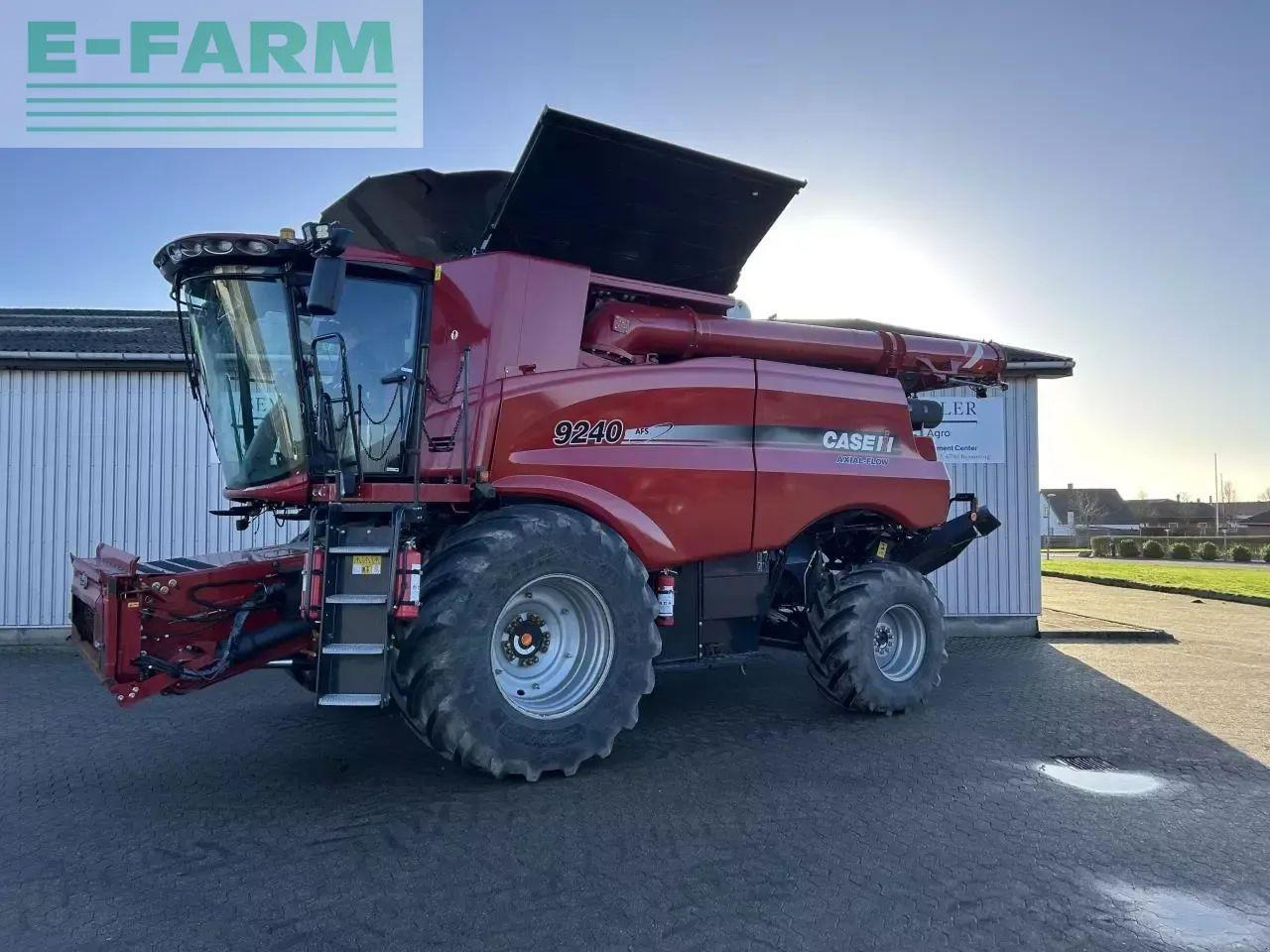 Case-IH axial flow 9240 - Комбајн: слика 1 Case-IH axial flow 9240 - Комбајн: слика 1