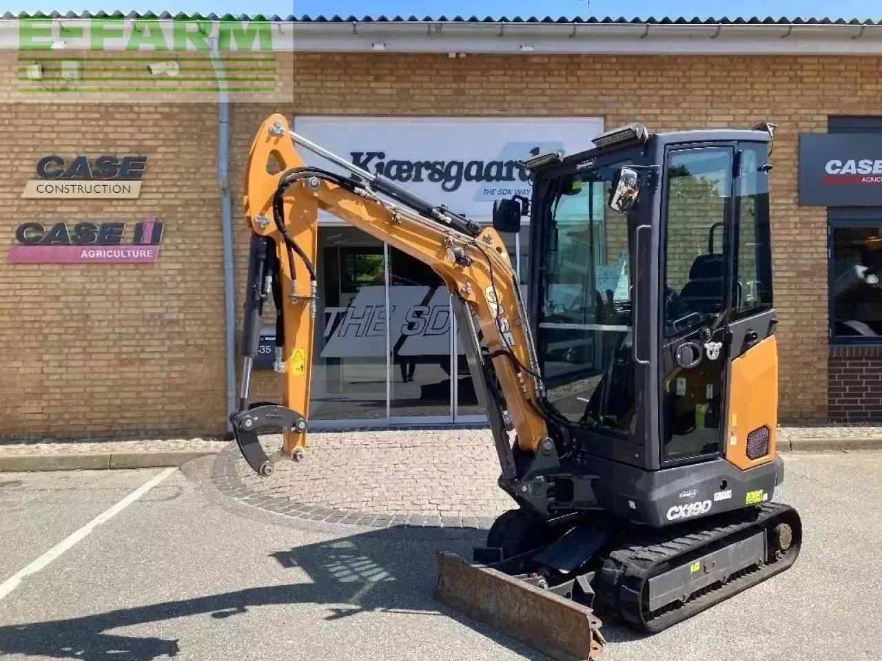 Case-IH cx 19 d - Мини багер: слика 1 Case-IH cx 19 d - Мини багер: слика 1