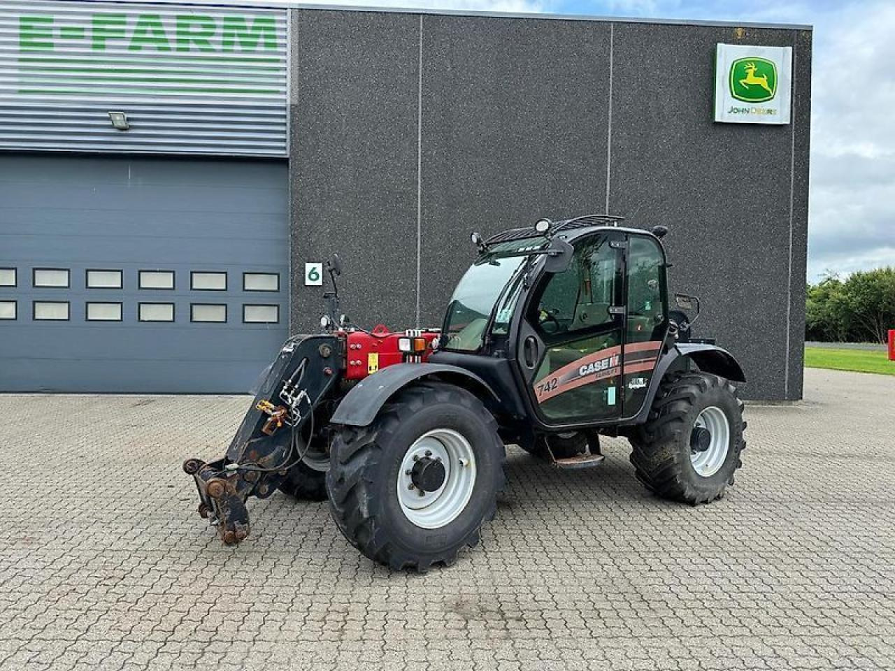 Case-IH farmlift 742 - Телескопски ракувач: слика 1 Case-IH farmlift 742 - Телескопски ракувач: слика 1