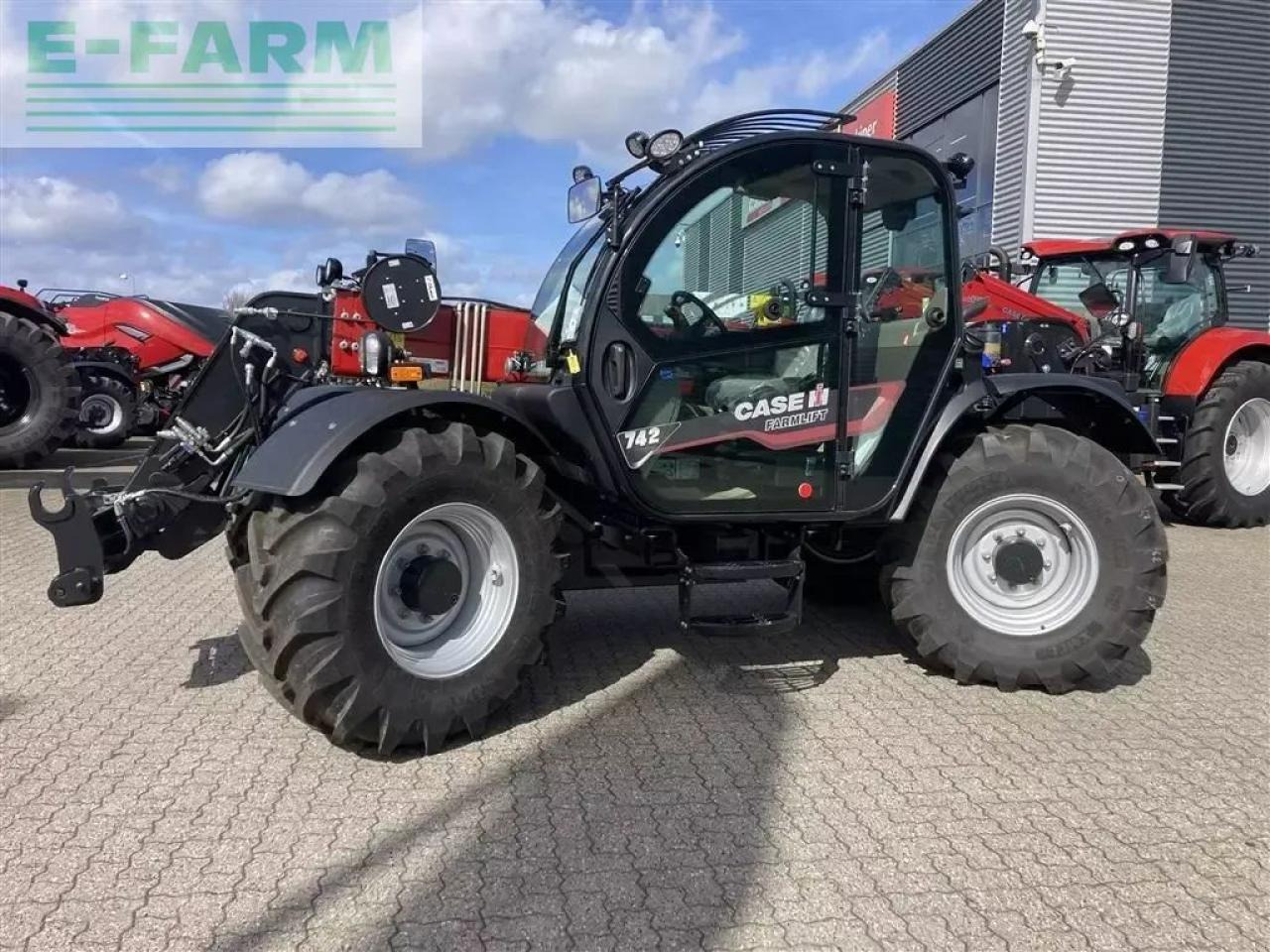 Case-IH farmlift 742 ny model - Телескопски ракувач: слика 2 Case-IH farmlift 742 ny model - Телескопски ракувач: слика 2