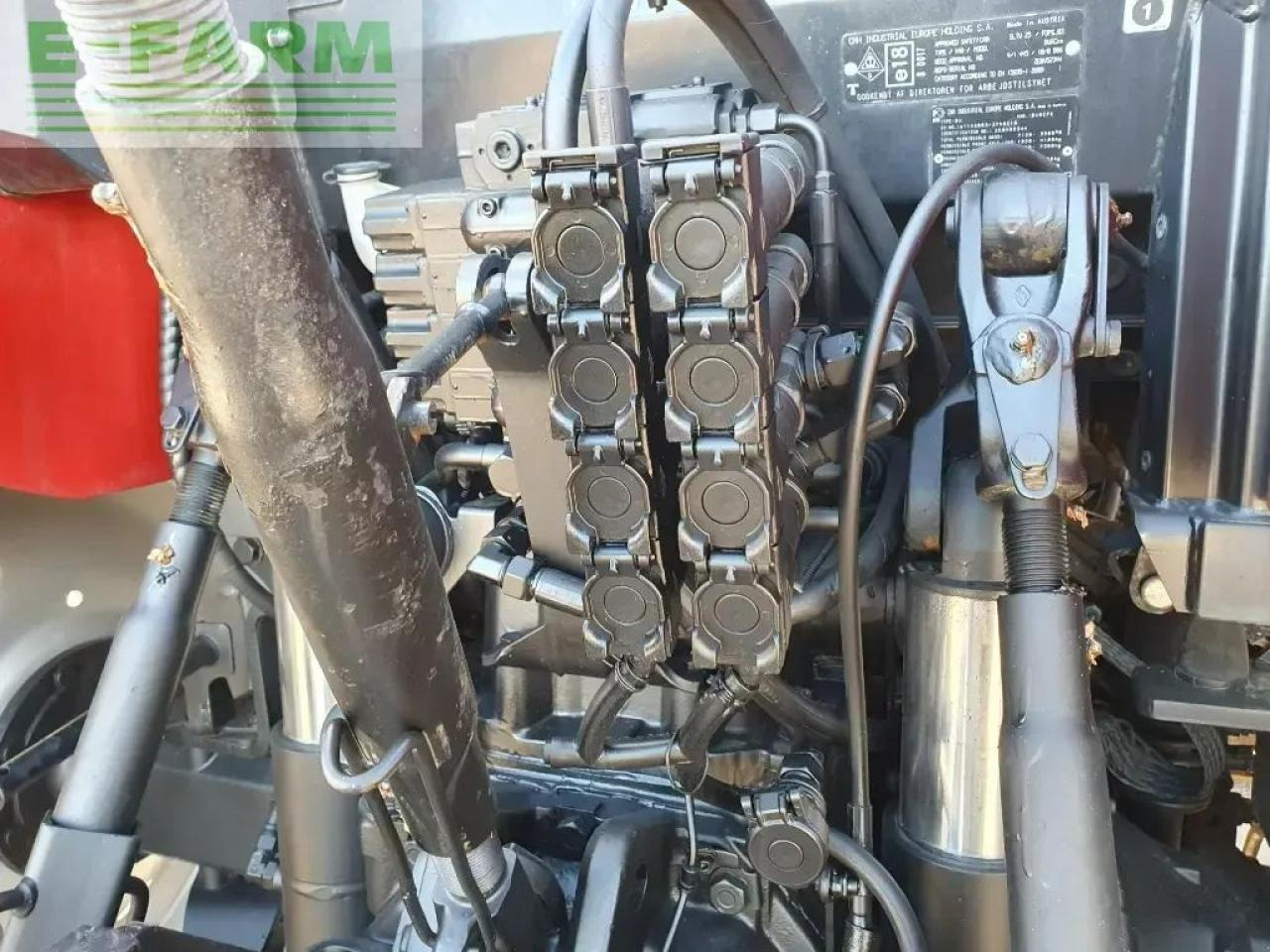 Case-IH maxxum 120 cvx CVX - Трактор: слика 5 Case-IH maxxum 120 cvx CVX - Трактор: слика 5