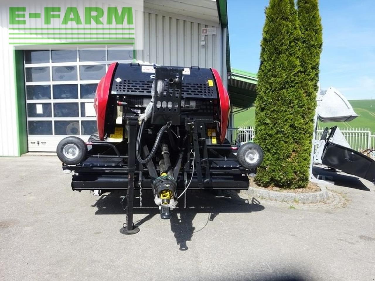 Case-IH rb 545 rundballenpresse - Балирка за квадратни бали: слика 2 Case-IH rb 545 rundballenpresse - Балирка за квадратни бали: слика 2