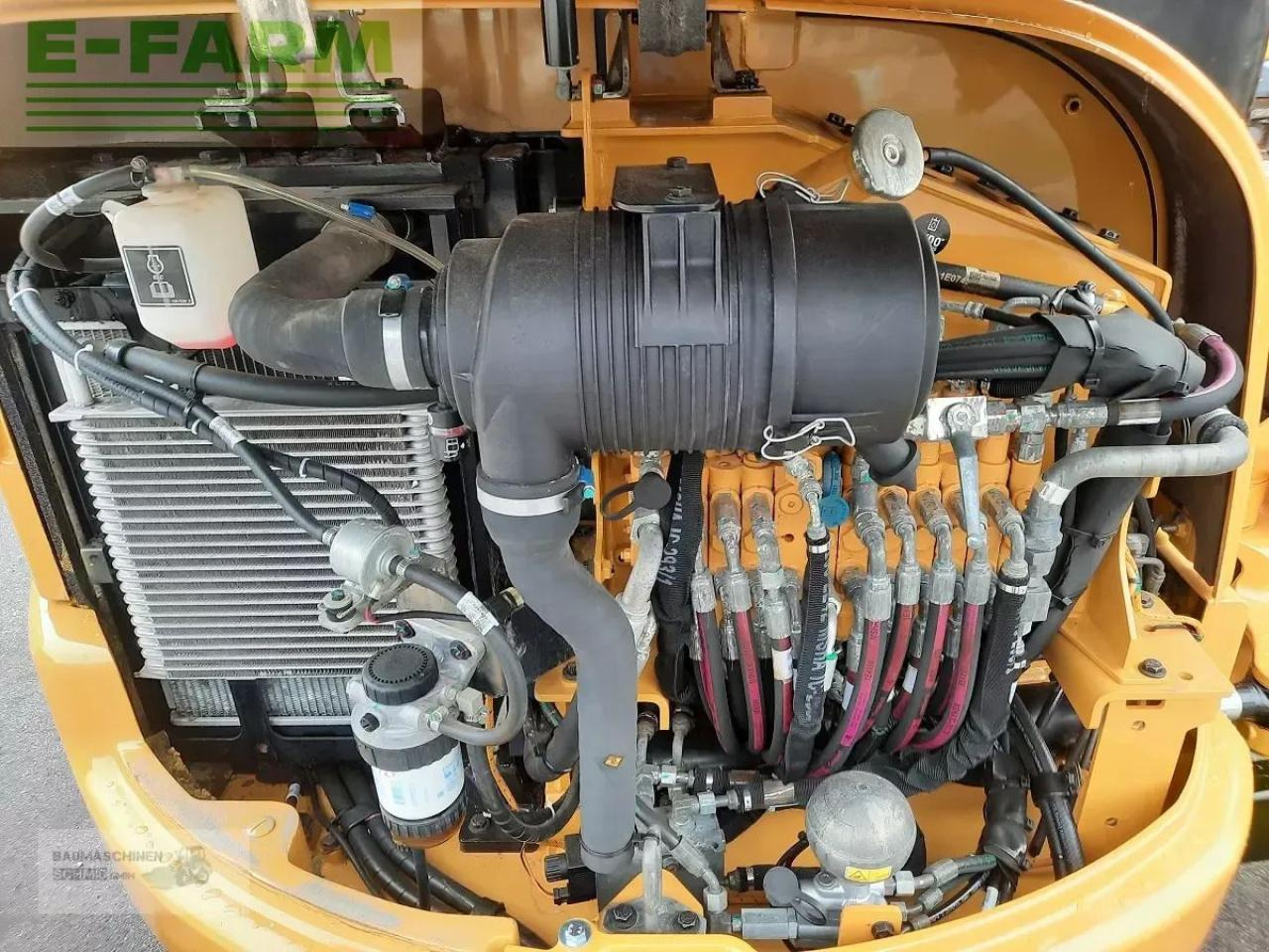 Caterpillar 303.5 - Мини багер: слика 5 Caterpillar 303.5 - Мини багер: слика 5