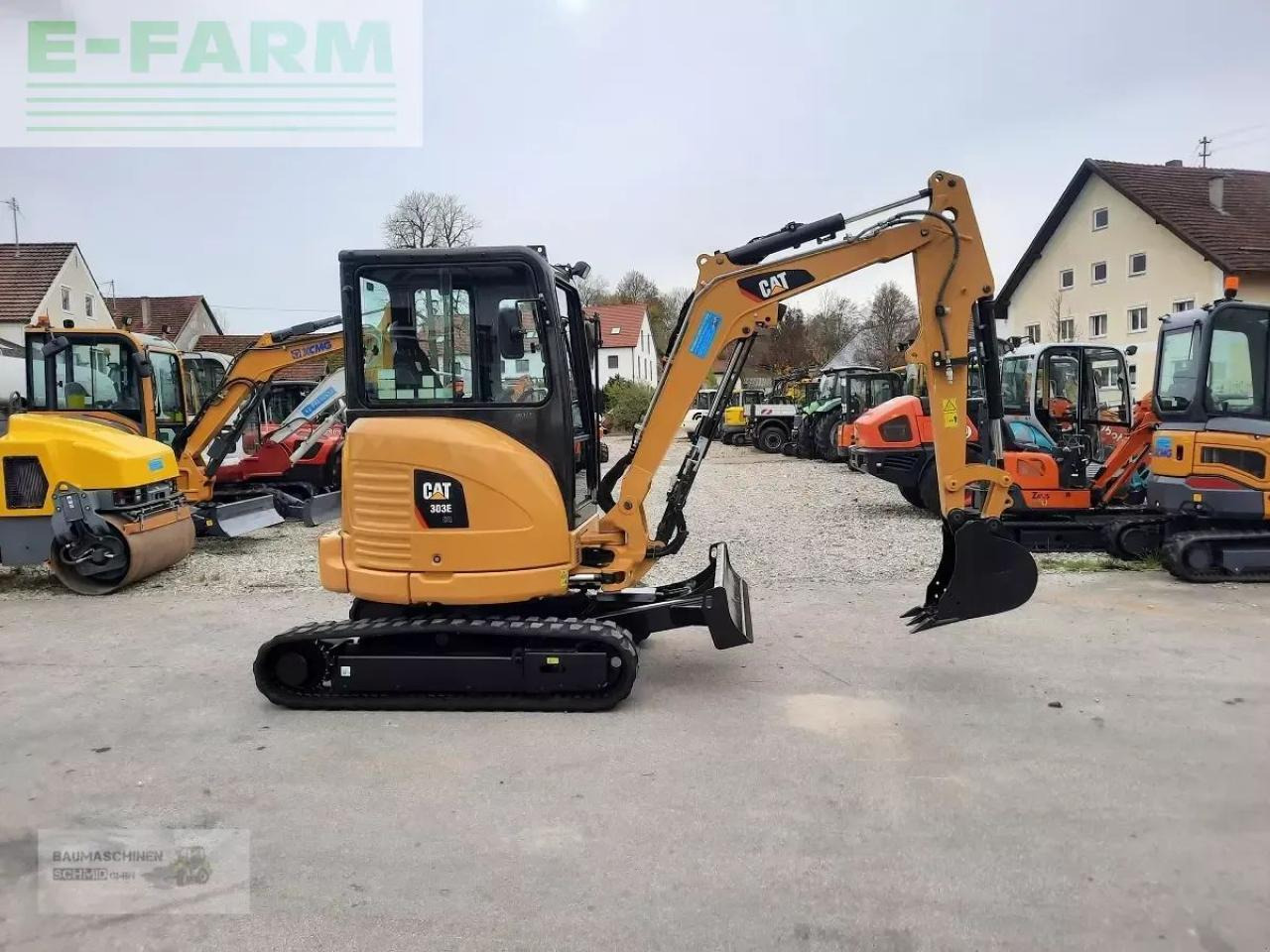 Caterpillar 303e - Мини багер: слика 3 Caterpillar 303e - Мини багер: слика 3