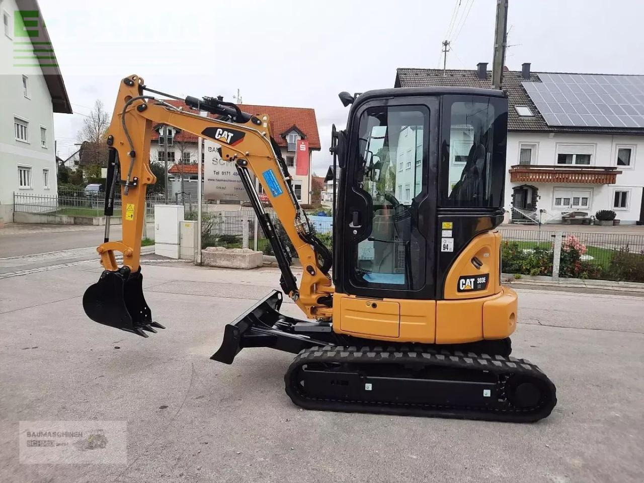 Caterpillar 303e - Мини багер: слика 1 Caterpillar 303e - Мини багер: слика 1