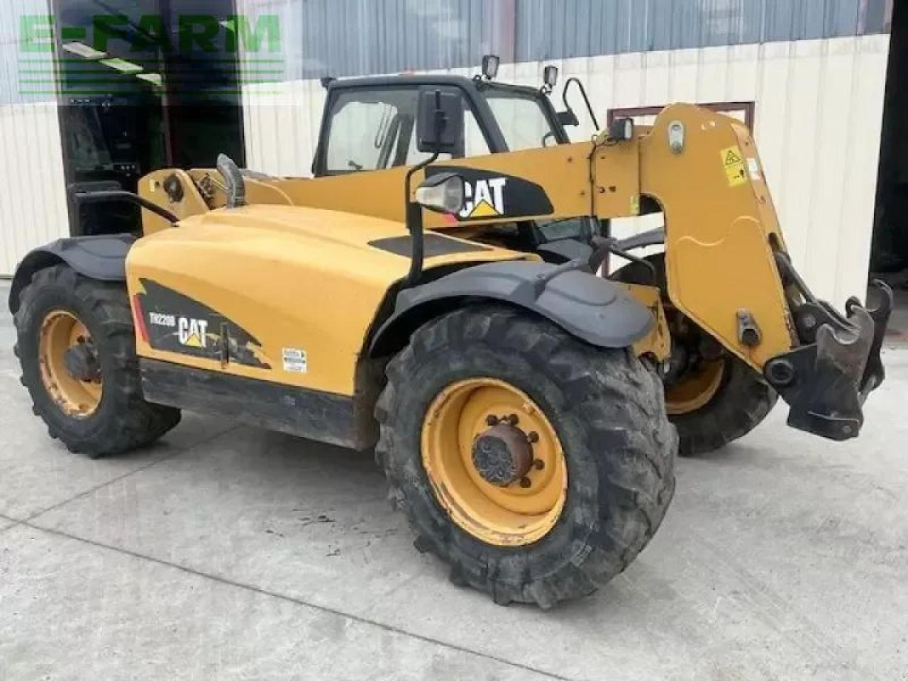 Caterpillar th220bma2 - Телескопски ракувач: слика 1 Caterpillar th220bma2 - Телескопски ракувач: слика 1