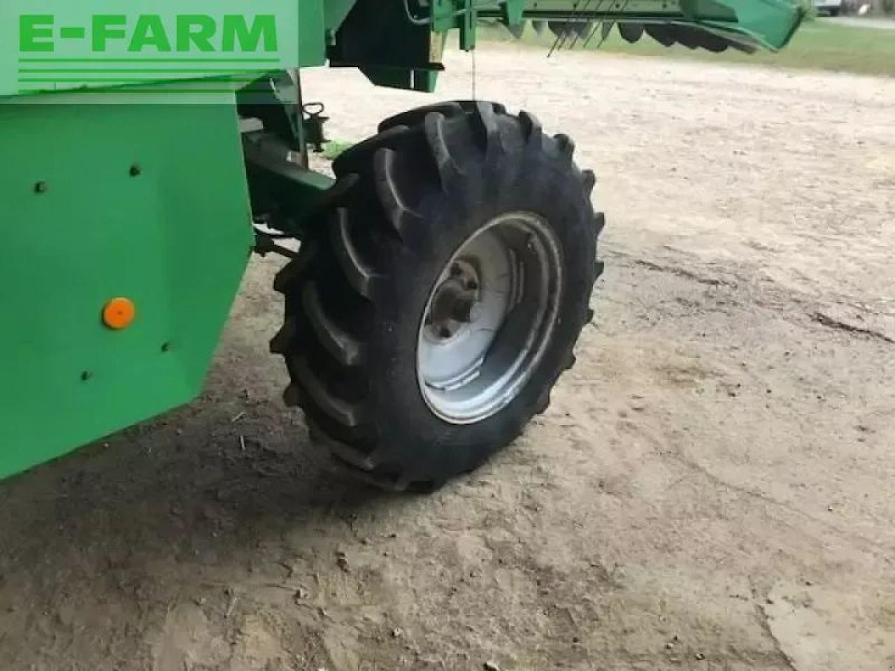 Deutz-Fahr 4080hts - Комбајн: слика 4 Deutz-Fahr 4080hts - Комбајн: слика 4
