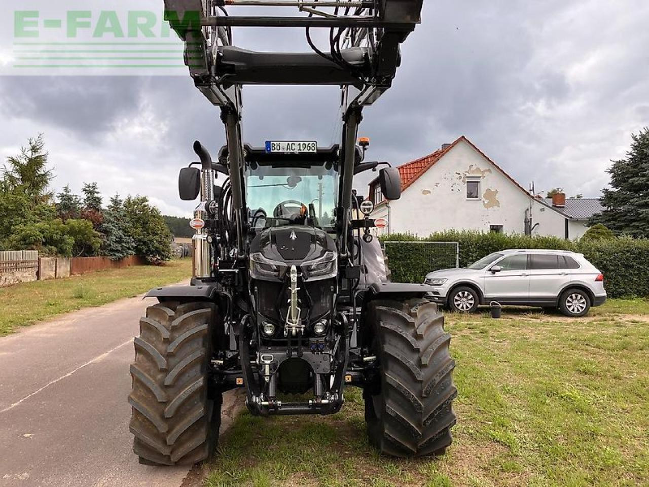 Deutz-Fahr 6135 c ttv mit stoll frontlader TTV - Трактор: слика 3 Deutz-Fahr 6135 c ttv mit stoll frontlader TTV - Трактор: слика 3