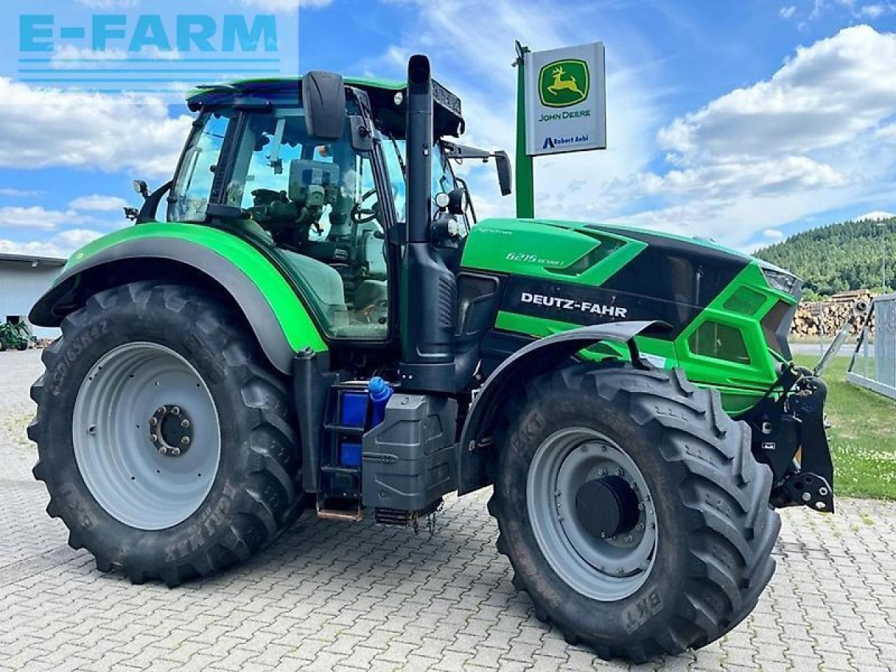 Deutz-Fahr 6215 c shift - Трактор: слика 1 Deutz-Fahr 6215 c shift - Трактор: слика 1