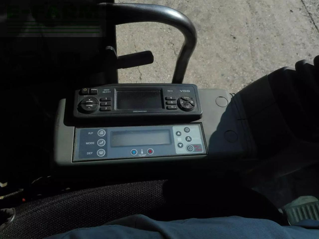 Deutz-Fahr RB 3.80 - Балирка за квадратни бали: слика 2 Deutz-Fahr RB 3.80 - Балирка за квадратни бали: слика 2