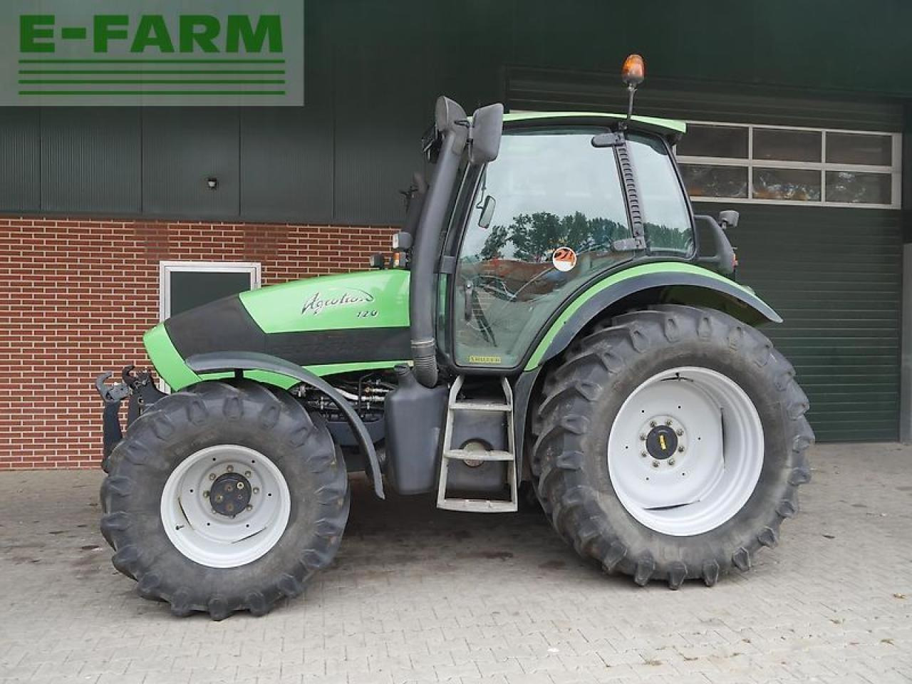 Deutz-Fahr agrotron 120 new nur 2350 std. - Трактор: слика 5 Deutz-Fahr agrotron 120 new nur 2350 std. - Трактор: слика 5