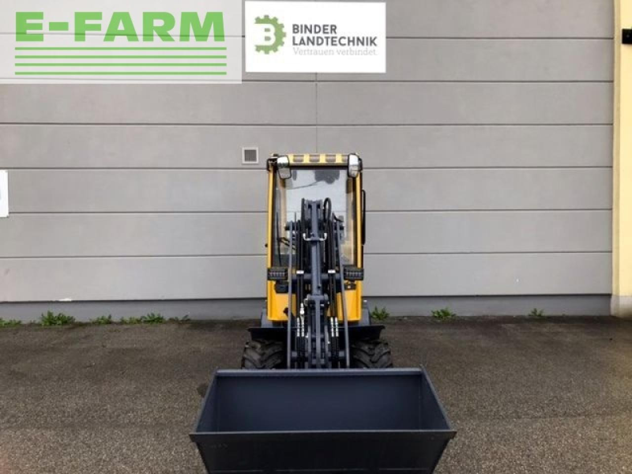 Eurotrac 810 / w11-c hoflader - Мини багер: слика 3 Eurotrac 810 / w11-c hoflader - Мини багер: слика 3