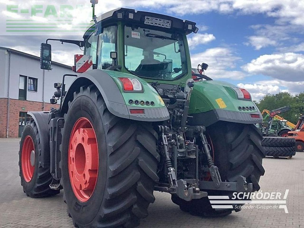 Fendt 1050 vario s4 profi plus ProfiPlus - Трактор: слика 3 Fendt 1050 vario s4 profi plus ProfiPlus - Трактор: слика 3