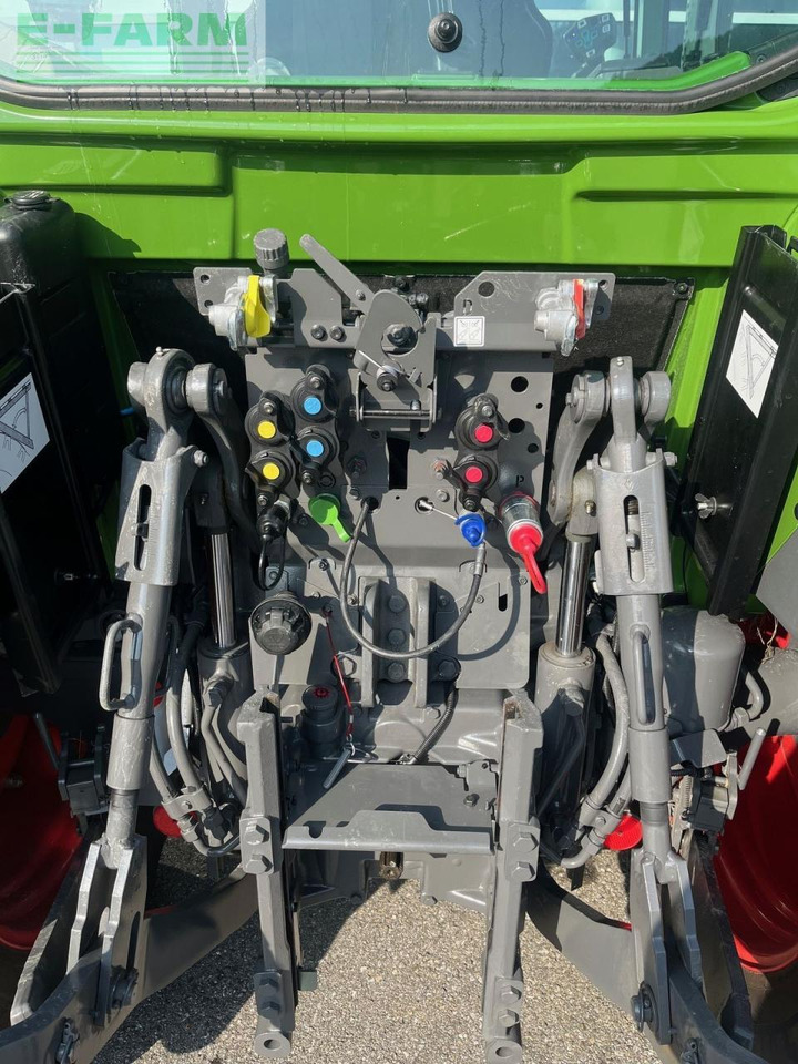 Fendt 211 s vario gen3 power setting 2 - Трактор: слика 5 Fendt 211 s vario gen3 power setting 2 - Трактор: слика 5