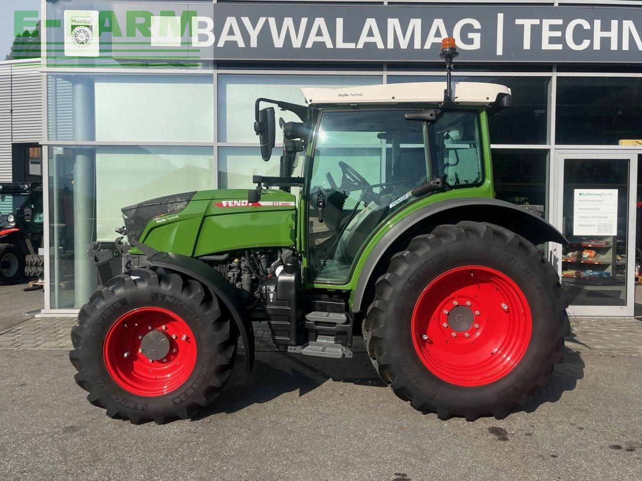 Fendt 211 s vario gen3 power setting 2 - Трактор: слика 3 Fendt 211 s vario gen3 power setting 2 - Трактор: слика 3