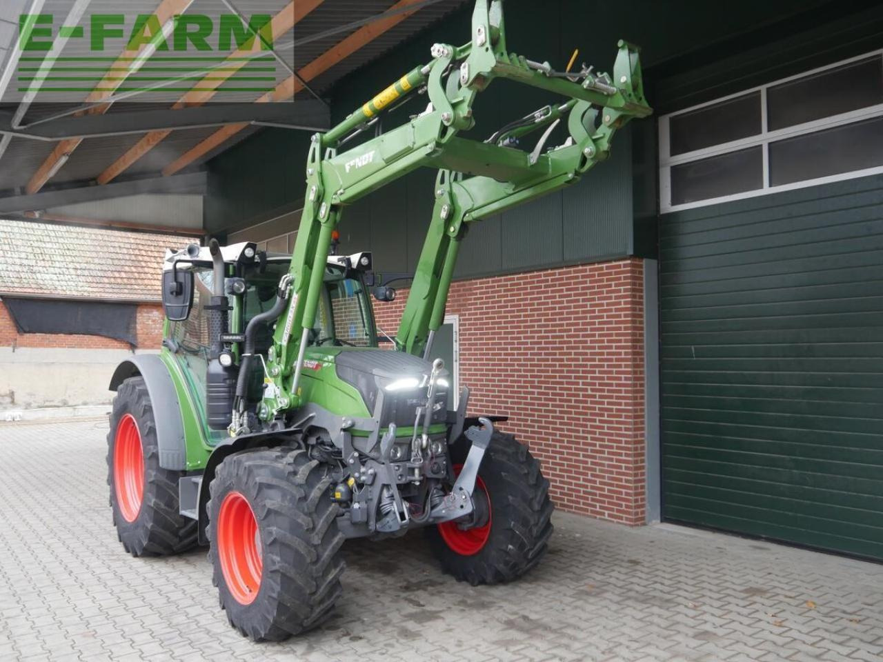 Fendt 211 s vario gen3 profi setting2 frontlader - Трактор: слика 2 Fendt 211 s vario gen3 profi setting2 frontlader - Трактор: слика 2