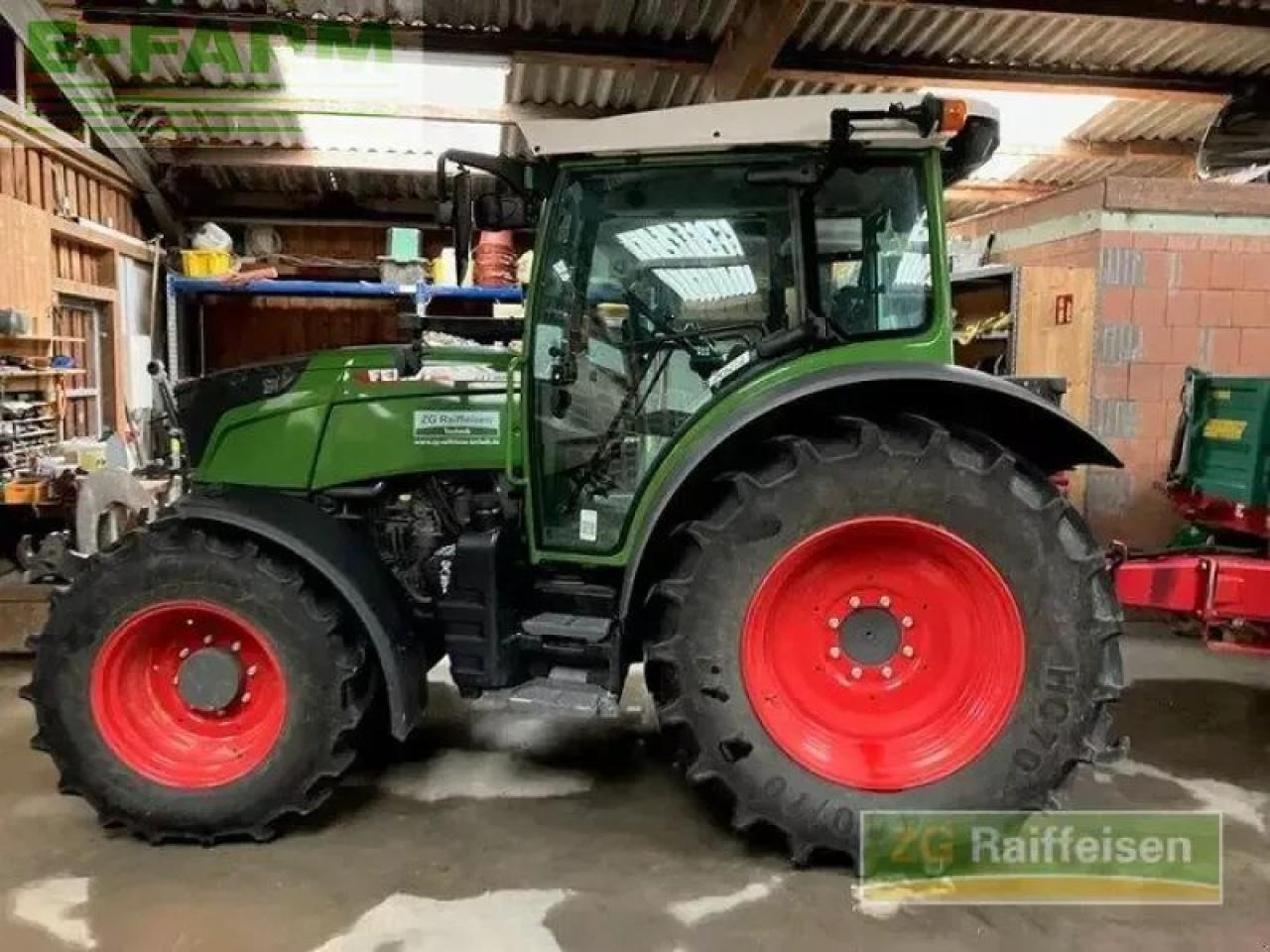 Fendt 211 vario power setting 2 - Трактор: слика 2 Fendt 211 vario power setting 2 - Трактор: слика 2