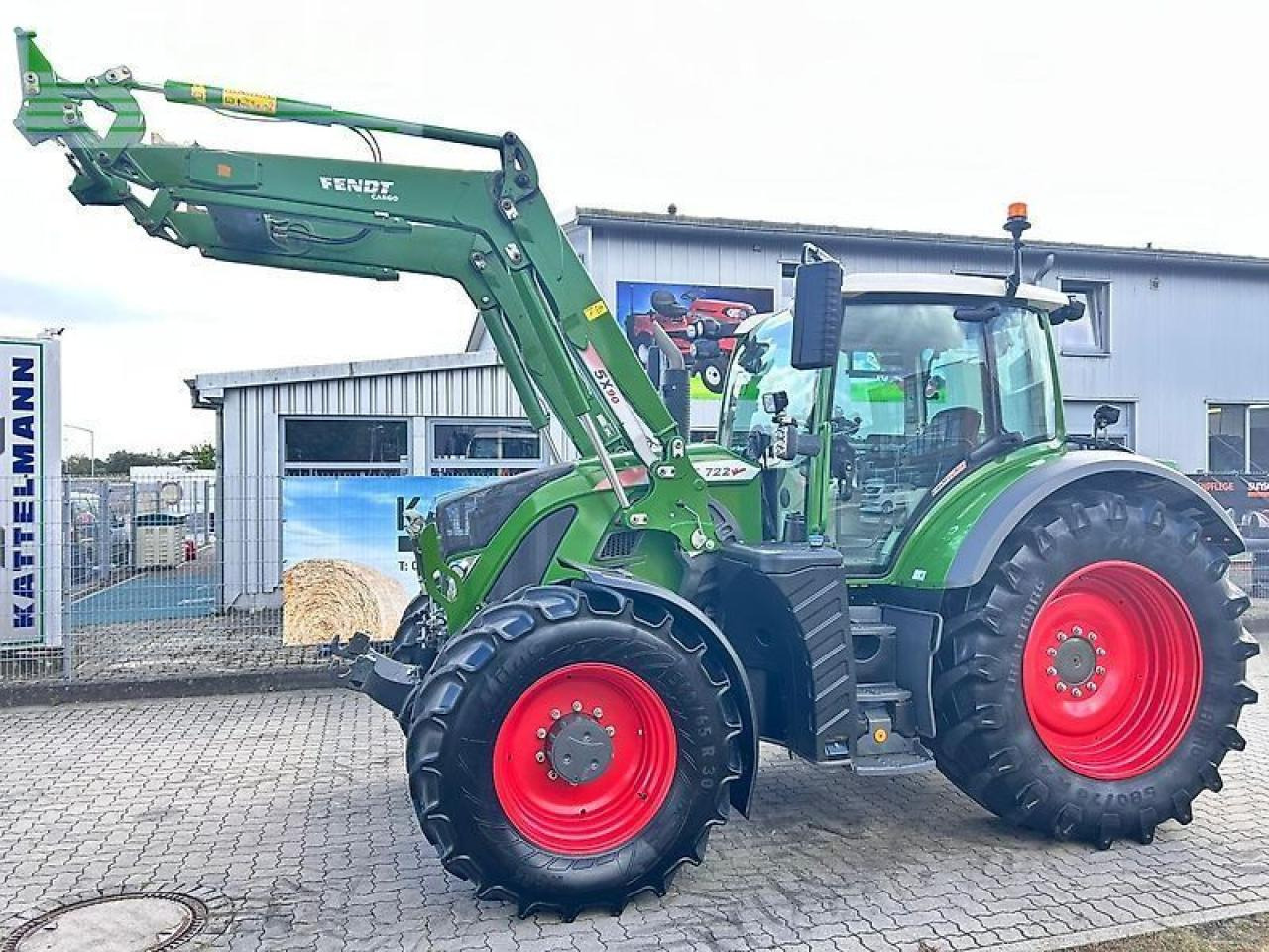 Fendt 722 vario profi plus ProfiPlus - Трактор: слика 2 Fendt 722 vario profi plus ProfiPlus - Трактор: слика 2