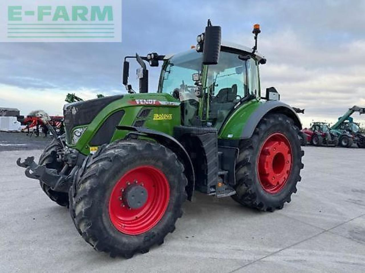 Fendt 724 profi plus - Трактор: слика 1 Fendt 724 profi plus - Трактор: слика 1