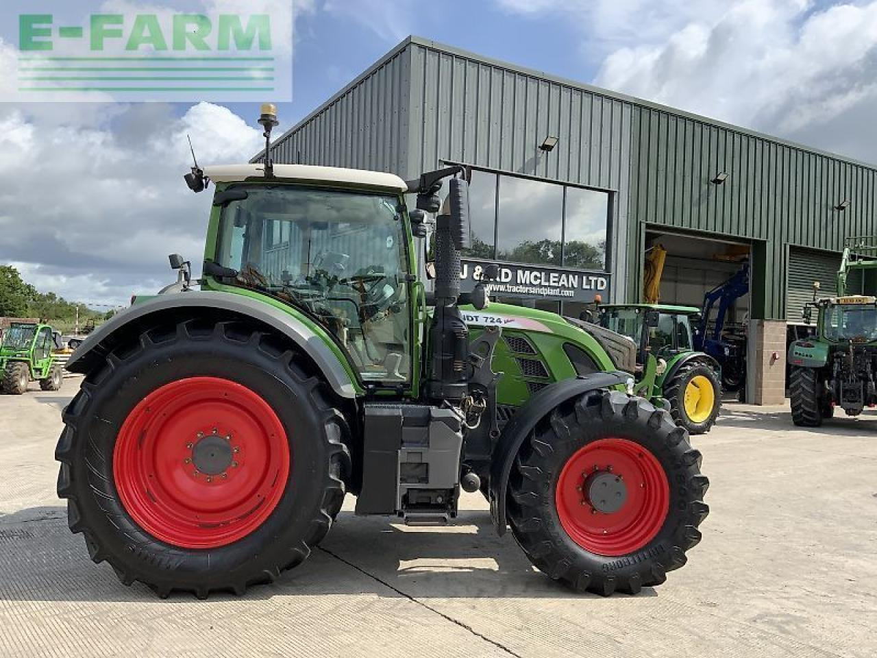 Fendt 724 profi plus tractor (st23447) - Трактор: слика 1 Fendt 724 profi plus tractor (st23447) - Трактор: слика 1