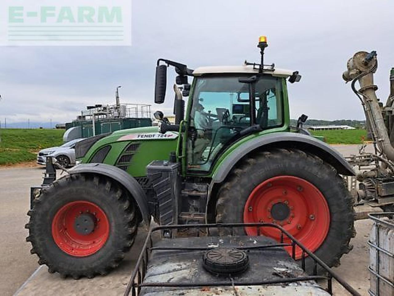 Fendt 724 s4 profi plus - Трактор: слика 4 Fendt 724 s4 profi plus - Трактор: слика 4