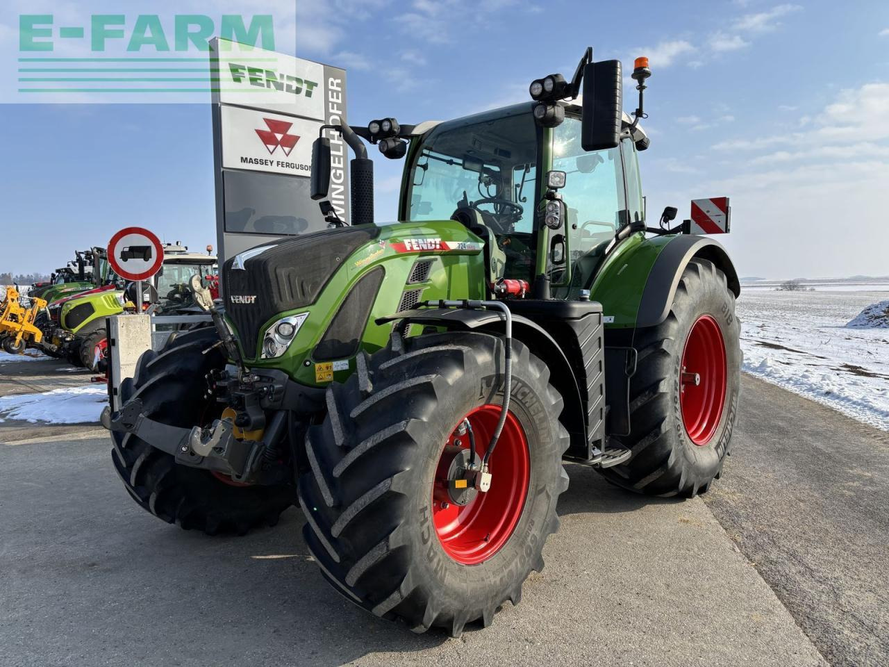 Fendt 724 vario profi+ ProfiPlus - Трактор: слика 3 Fendt 724 vario profi+ ProfiPlus - Трактор: слика 3