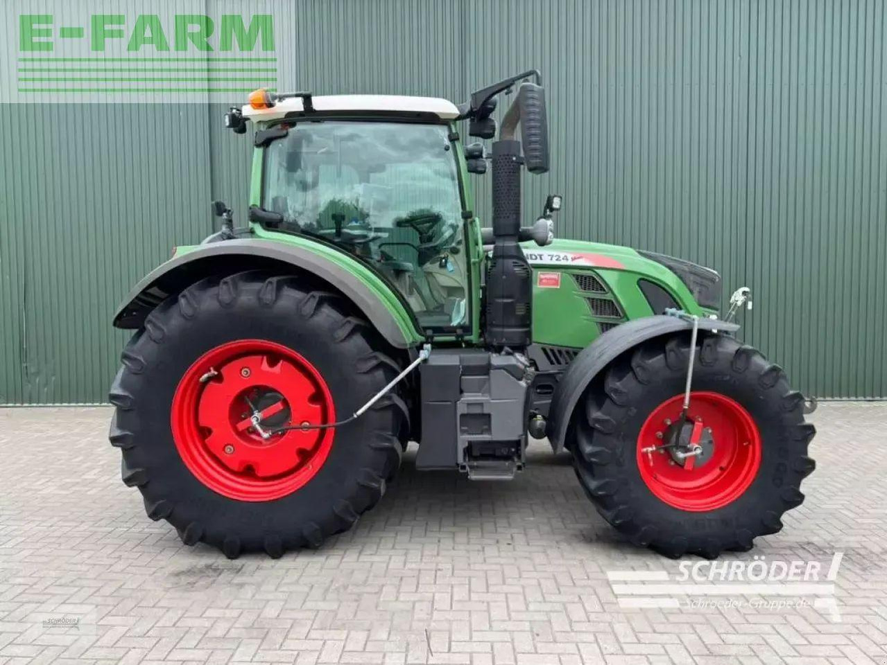 Fendt 724 vario s4 profi plus - Трактор: слика 2 Fendt 724 vario s4 profi plus - Трактор: слика 2