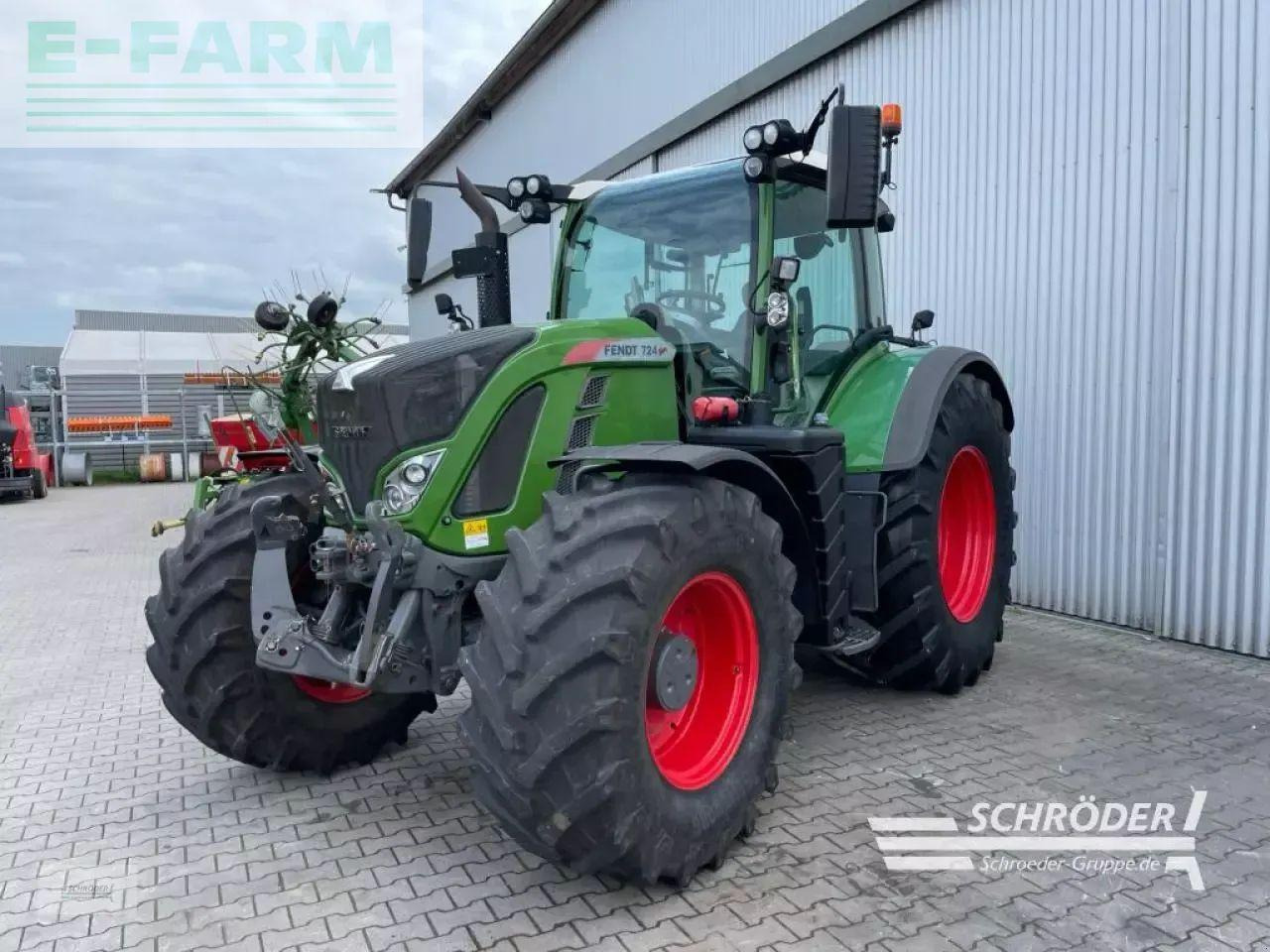 Fendt 724 vario s4 profi plus ProfiPlus - Трактор: слика 5 Fendt 724 vario s4 profi plus ProfiPlus - Трактор: слика 5
