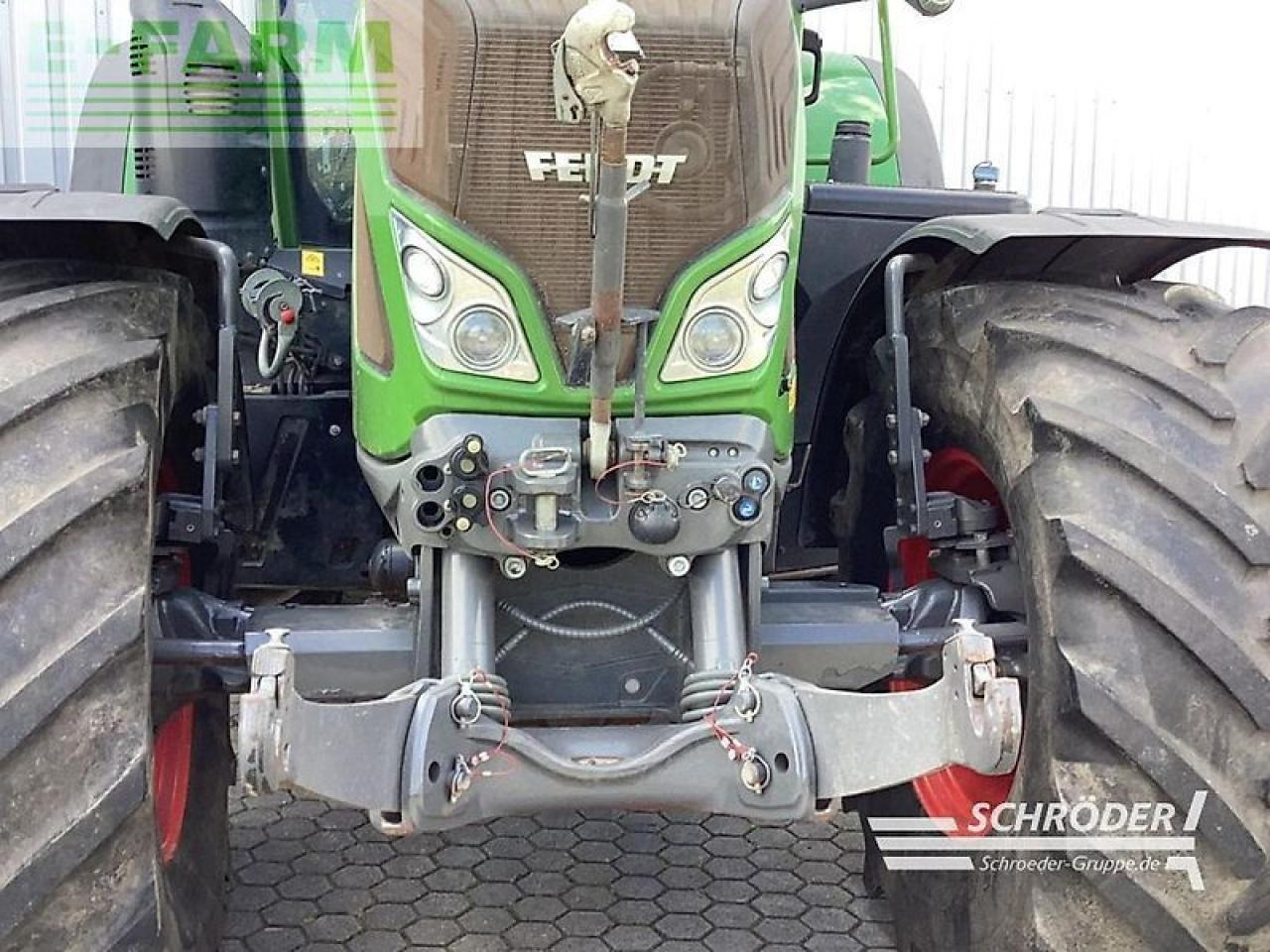 Fendt 724 vario s4 profi plus ProfiPlus - Трактор: слика 2 Fendt 724 vario s4 profi plus ProfiPlus - Трактор: слика 2