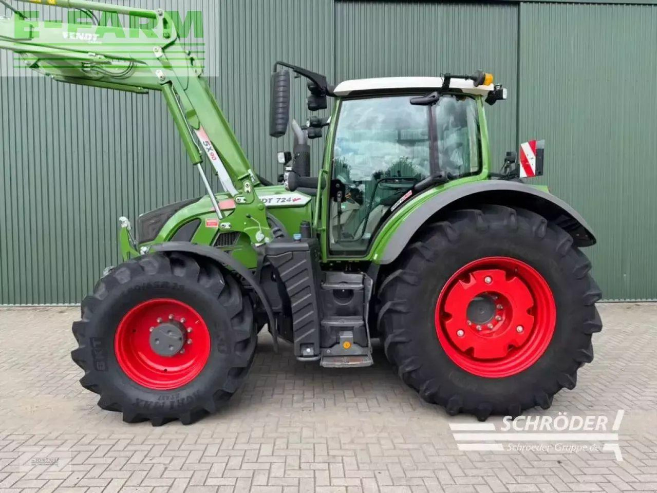 Fendt 724 vario s4 profi plus ProfiPlus - Трактор: слика 3 Fendt 724 vario s4 profi plus ProfiPlus - Трактор: слика 3