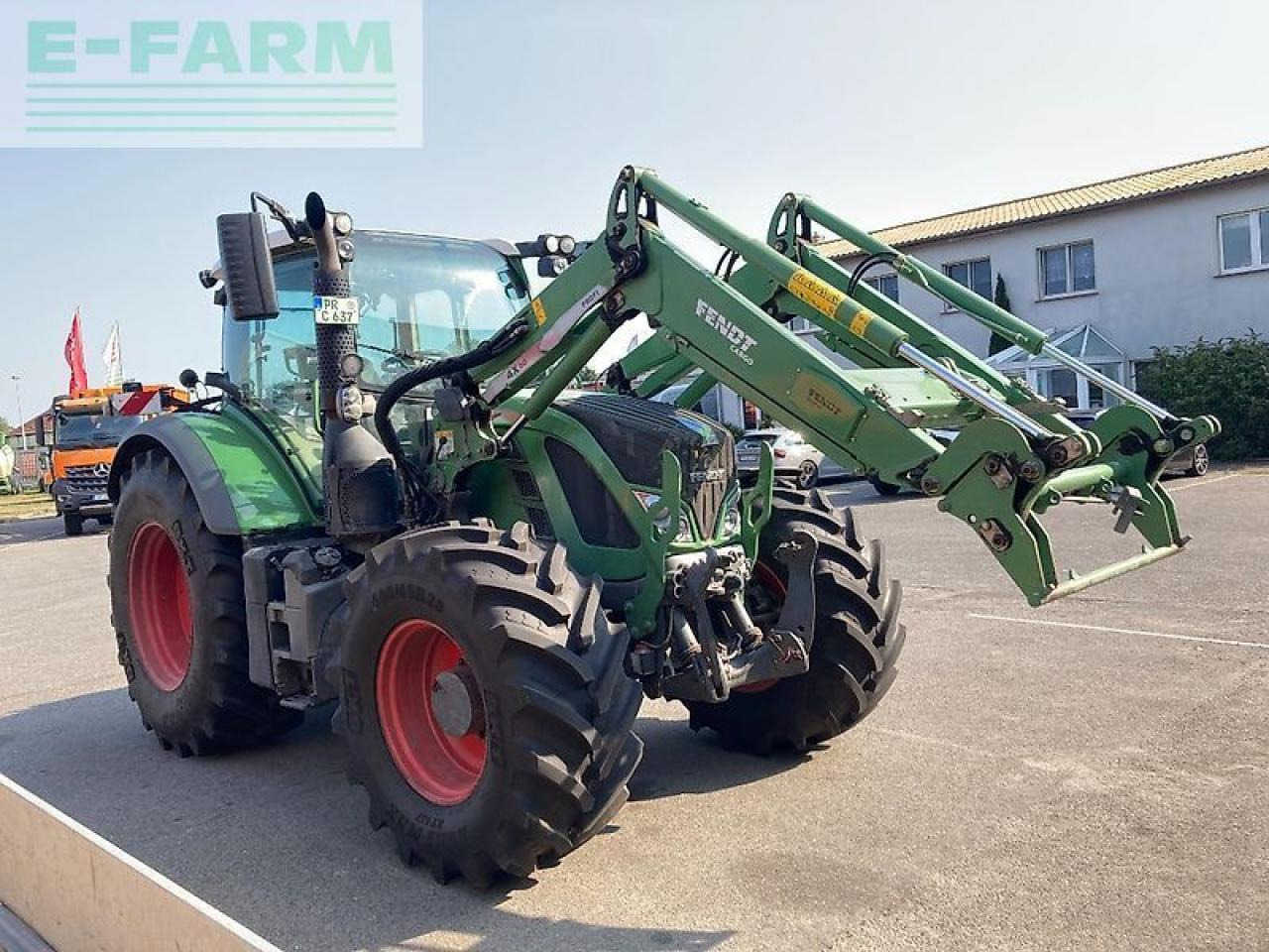 Fendt 724 vario tms profi plus mit frontlader ProfiPlus - Трактор: слика 1 Fendt 724 vario tms profi plus mit frontlader ProfiPlus - Трактор: слика 1