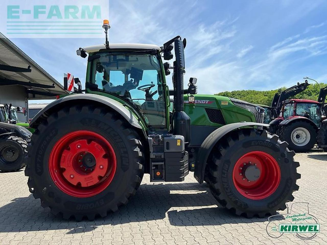 Fendt 728 vario gen7 - Трактор: слика 4 Fendt 728 vario gen7 - Трактор: слика 4