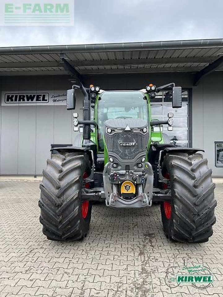 Fendt 728 vario gen7 - Трактор: слика 5 Fendt 728 vario gen7 - Трактор: слика 5