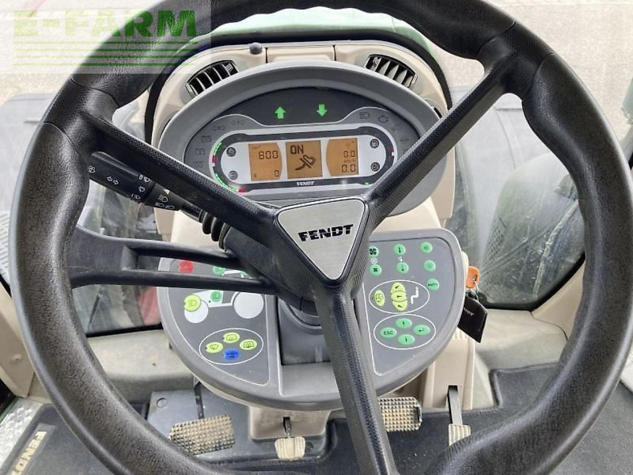 Трактор Fendt 824 vario s4 profi plus ProfiPlus: слика 12
