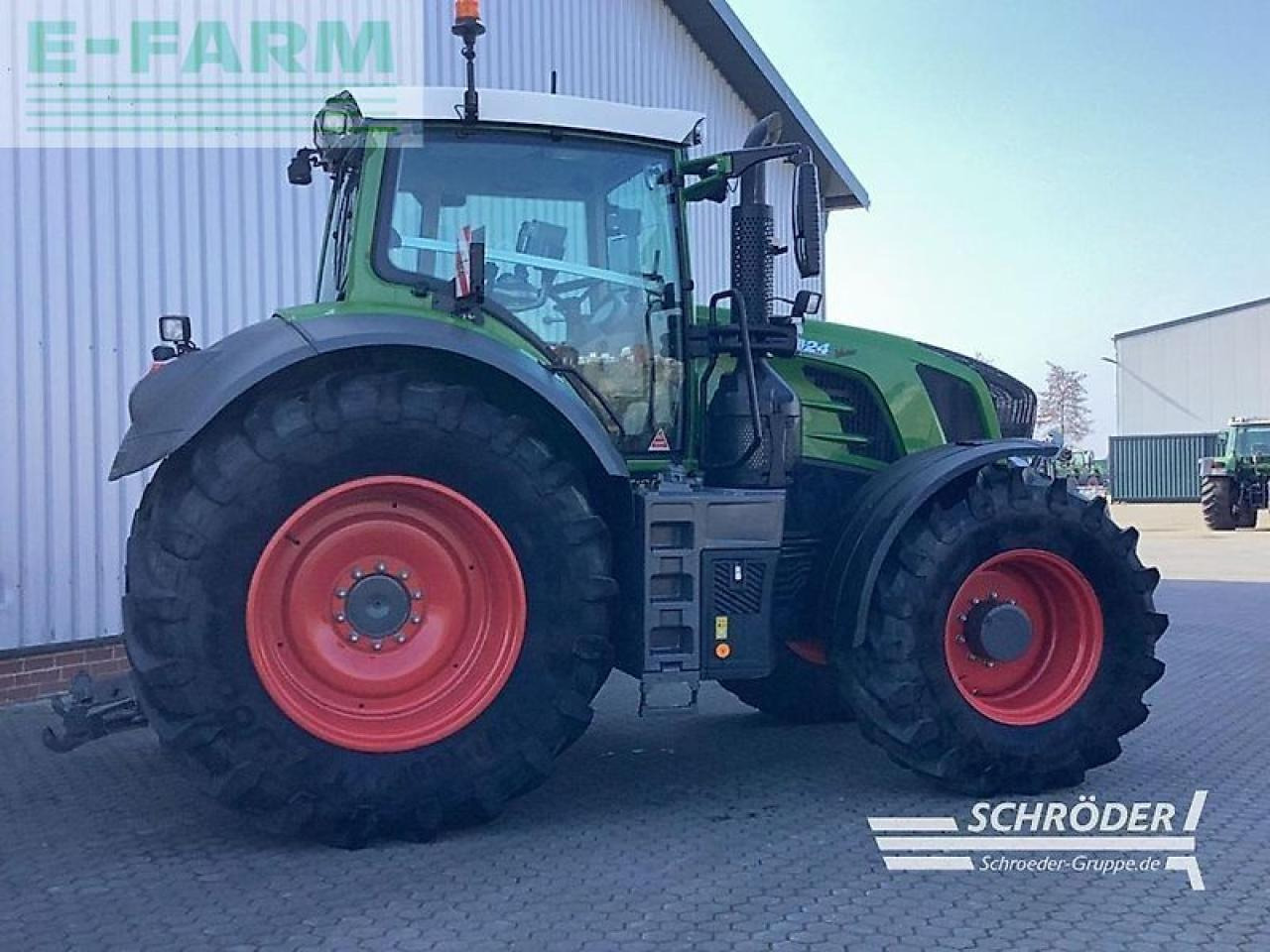 Fendt 824 vario s4 profi plus ProfiPlus - Трактор: слика 5 Fendt 824 vario s4 profi plus ProfiPlus - Трактор: слика 5