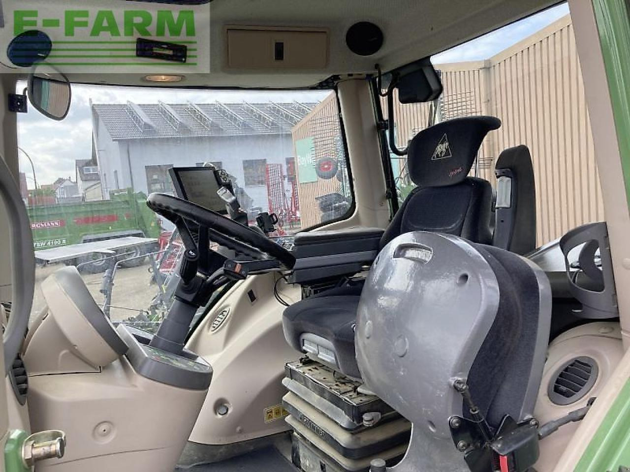 Трактор Fendt 824 vario s4 profi plus ProfiPlus: слика 11