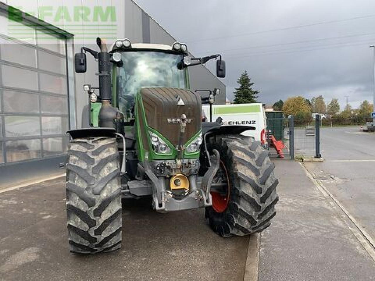 Fendt 826 vario profi scr Profi - Трактор: слика 2 Fendt 826 vario profi scr Profi - Трактор: слика 2