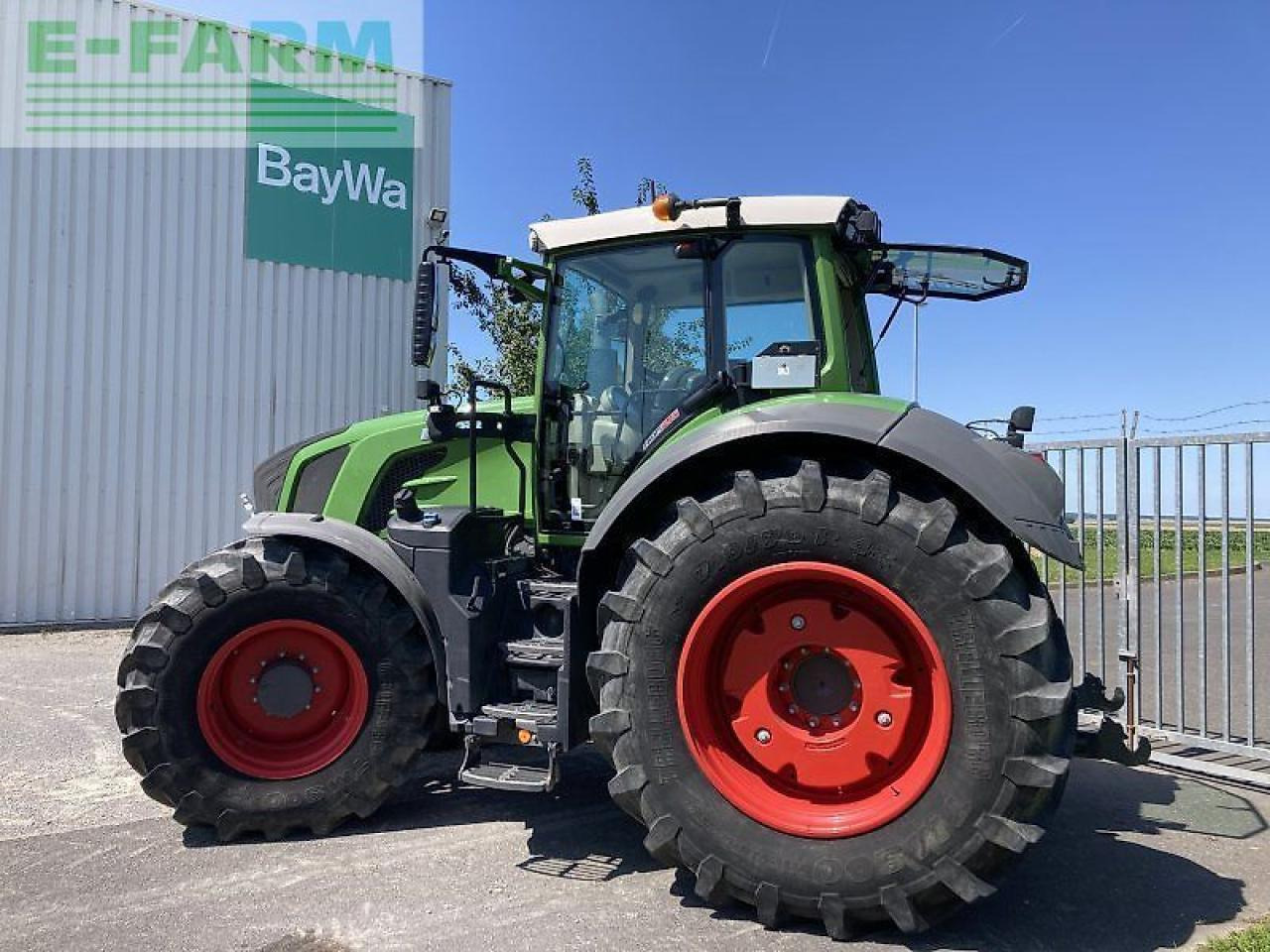 Fendt 828 vario profiplus ProfiPlus - Трактор: слика 2 Fendt 828 vario profiplus ProfiPlus - Трактор: слика 2